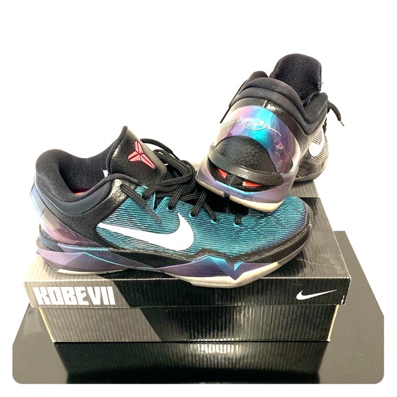 kobe 7 invisibility cloak